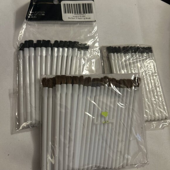 Lot Of Make-up Consultant Beauty Sample Brushes For lip & eye brushe Disposable - Picture 2 of 10